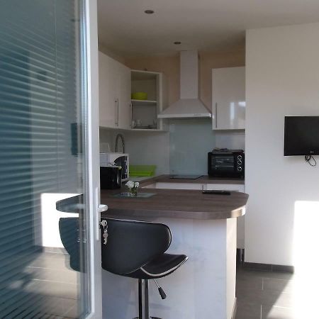 Joli Studio 1 Personne, Avec Terrasse Тарб Екстериор снимка